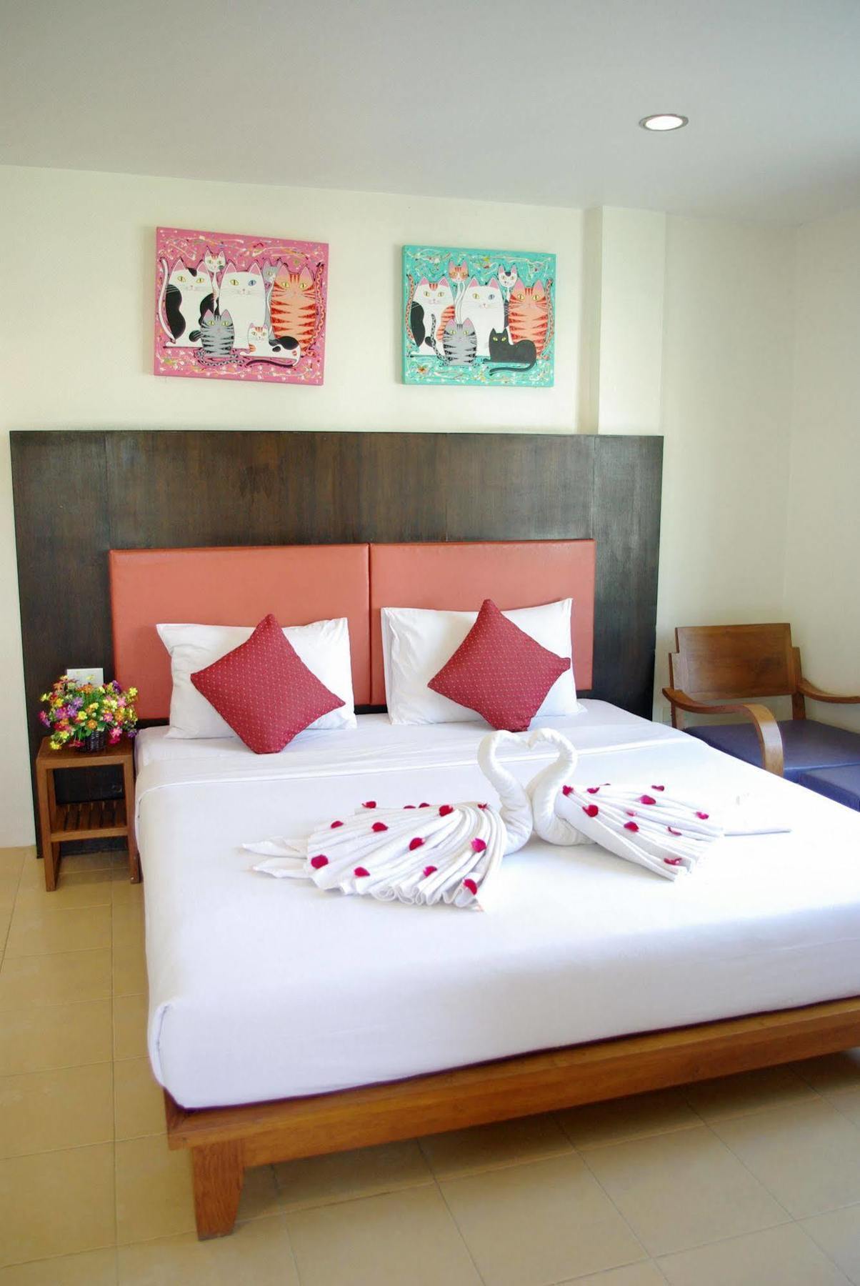 Mild Hotel